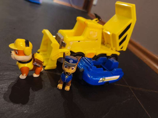 Hvolpasveita köggur /kappi & bíll