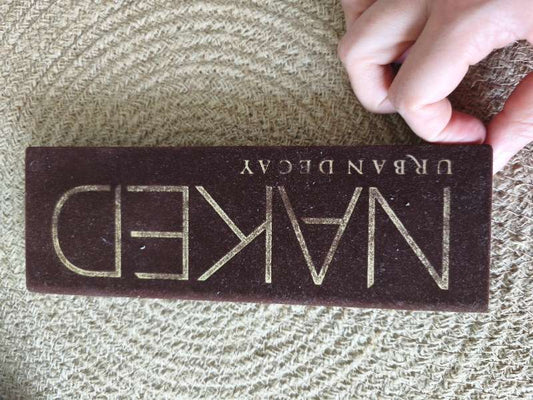 eyeshadow palette URBAN DECAY