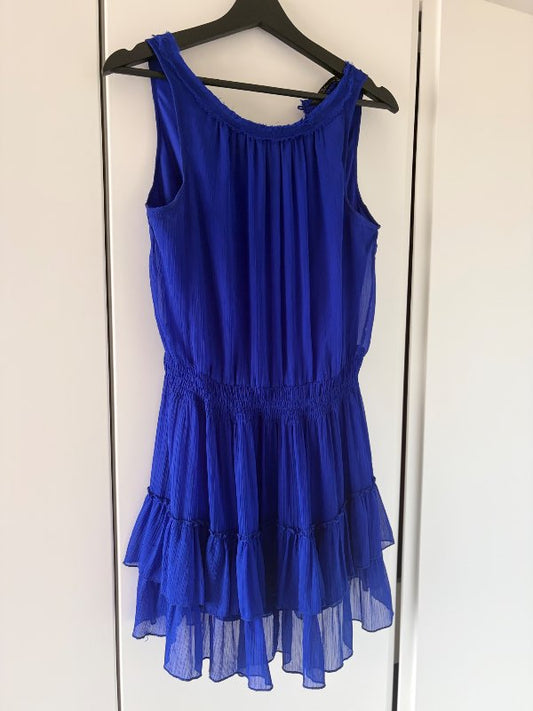 Blue dress