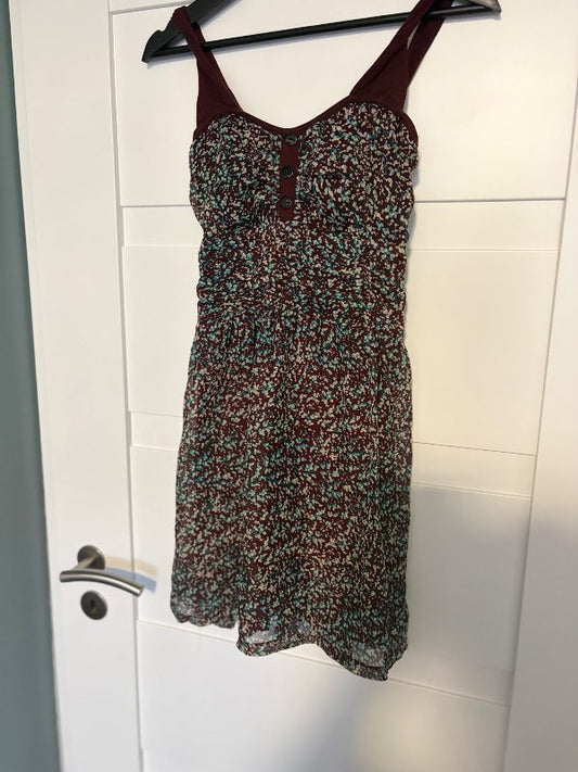 Short corolful dress