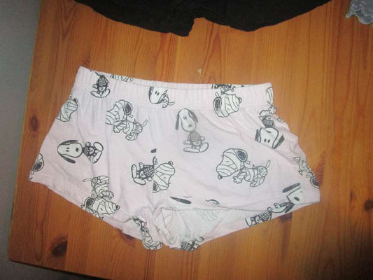 Snoppy stuttnáttbuxur