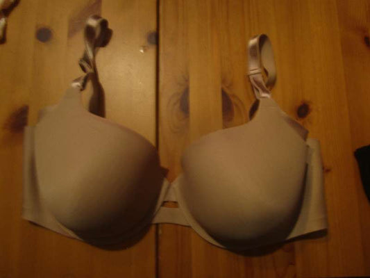 Beigh brjósthaldari með spöng