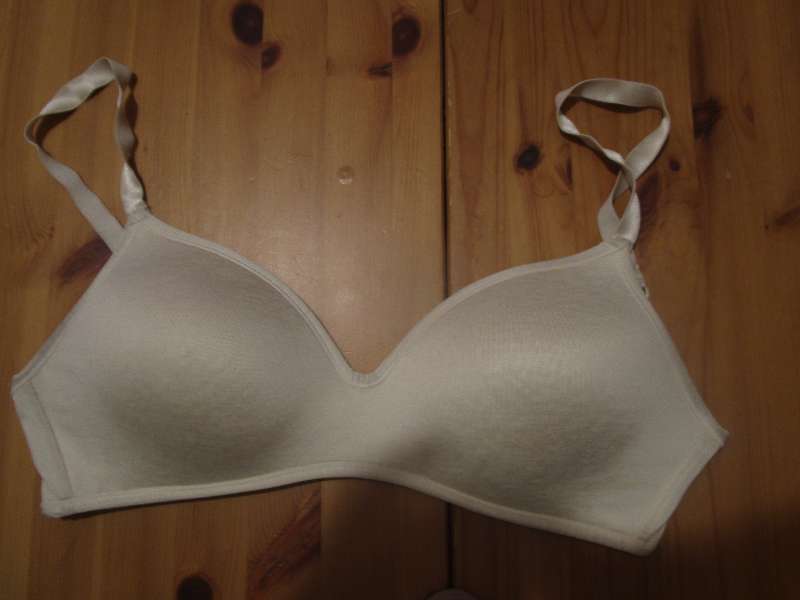 Brjósthaldari án spangar