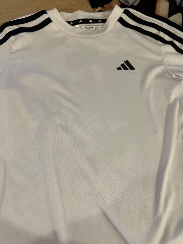 Adidasbolur