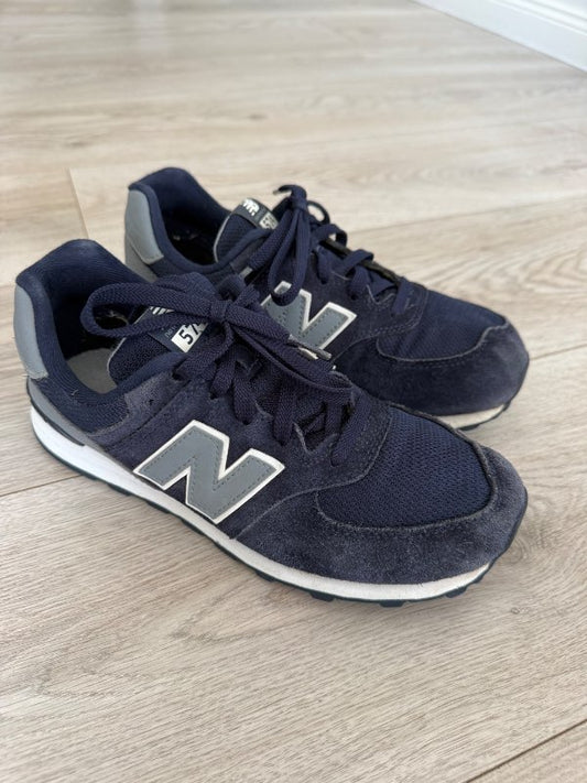 New Balance 574 navy blue shoes