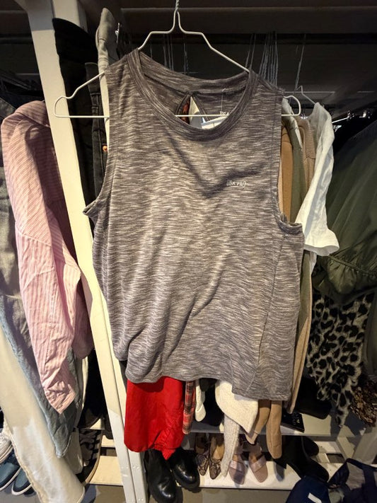 Usa pro grár íþróttabolur