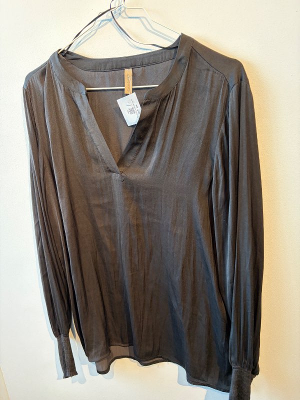 svört soyaconcept skyrta