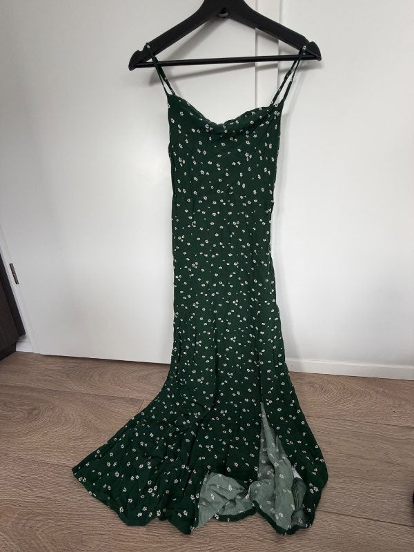 Green dress