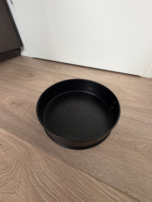 Form cake pan