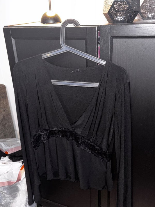 gina tricot toppur svartur