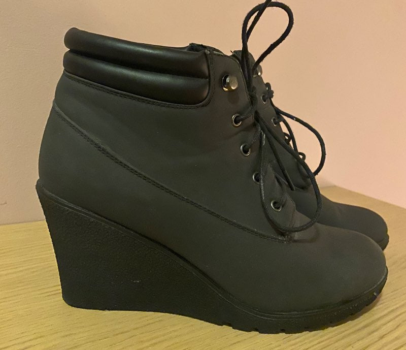 Kuldaskór m/þykkum botni