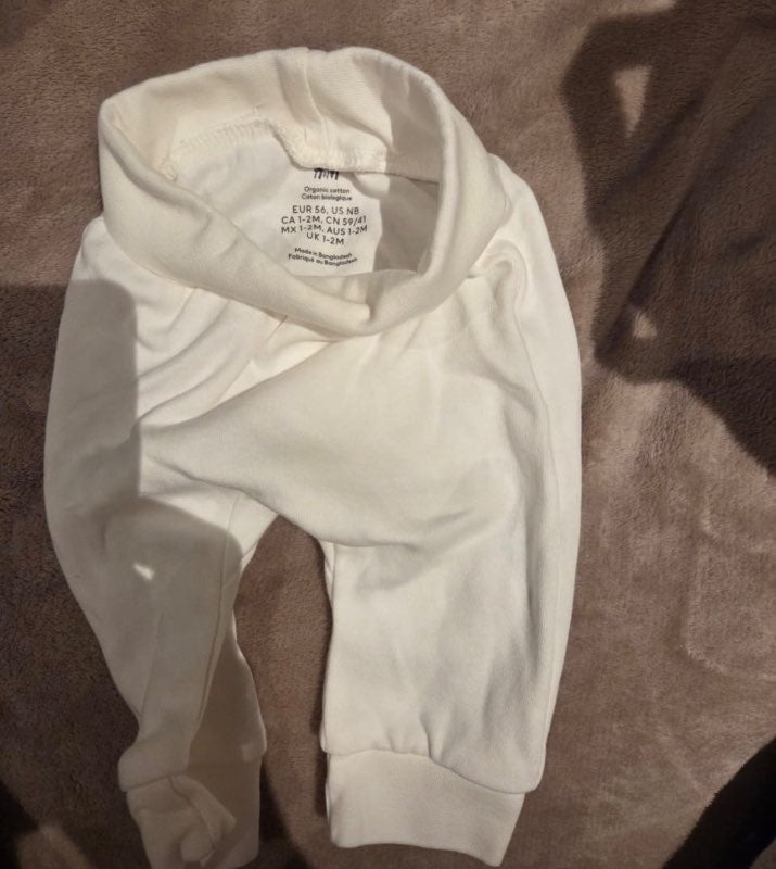 H&M white pants