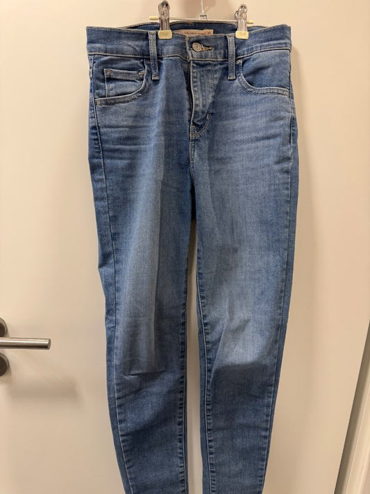 Levis bláar 720 skinny gallabuxur