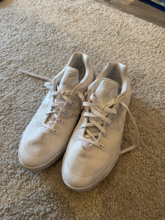 Nike Kobe basketball shoes white