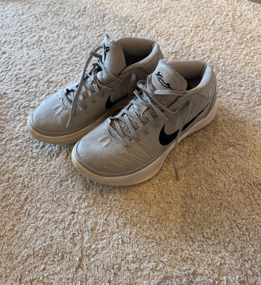 Nike Kobe AD mid körfuboltaskór