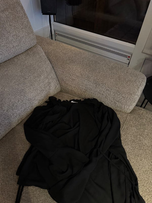 Skyrta svört