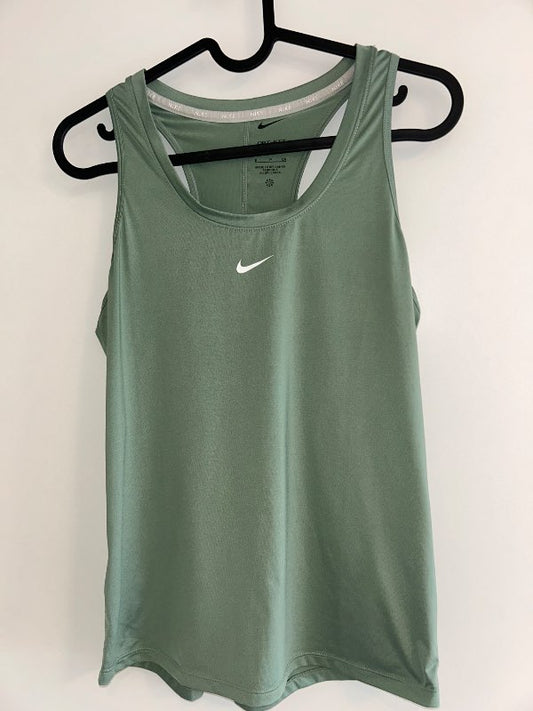 Grænn Nike bolue