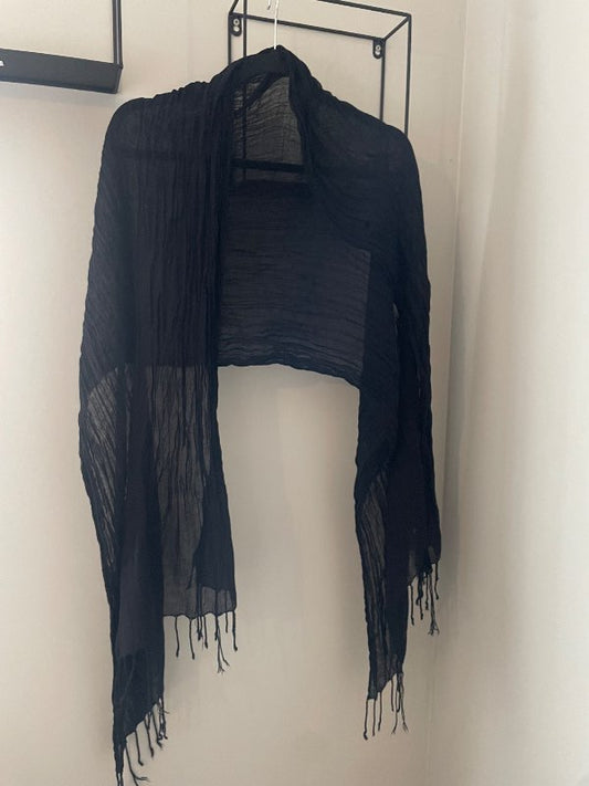 Slæða svört þunn