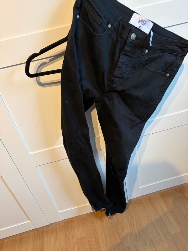 Svartar galla m rennil