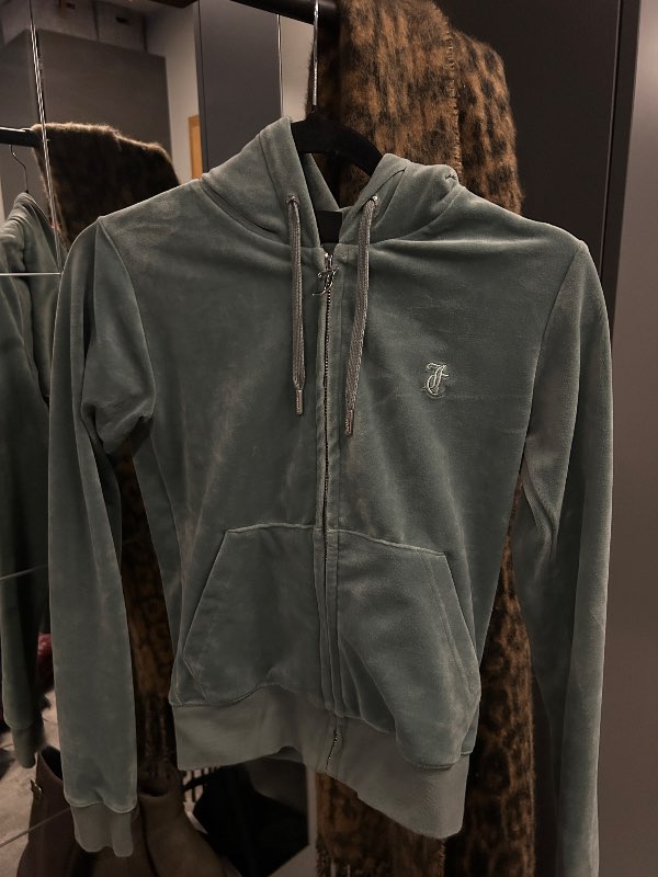 Juicy Couture peysa