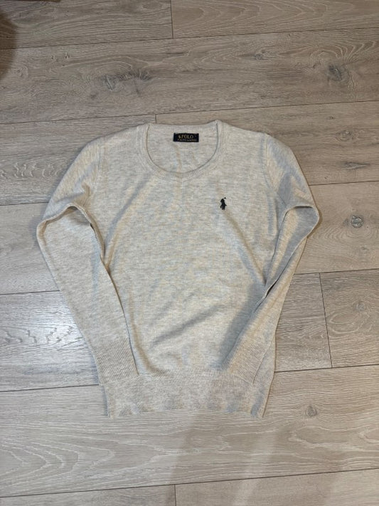Polo beige peysa