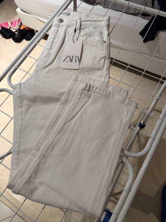 Hvítar gallabuxur