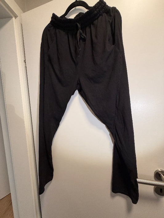 Black pants liberte