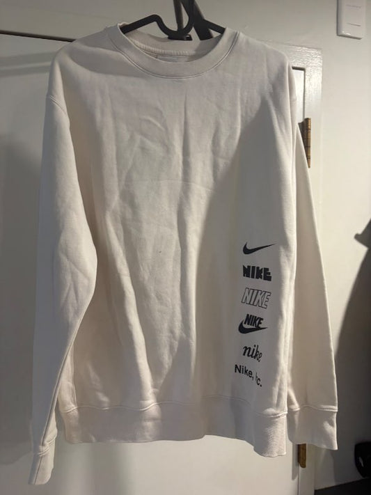 Nike peysa