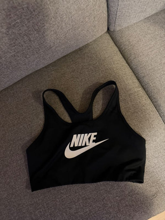 Nike toppur