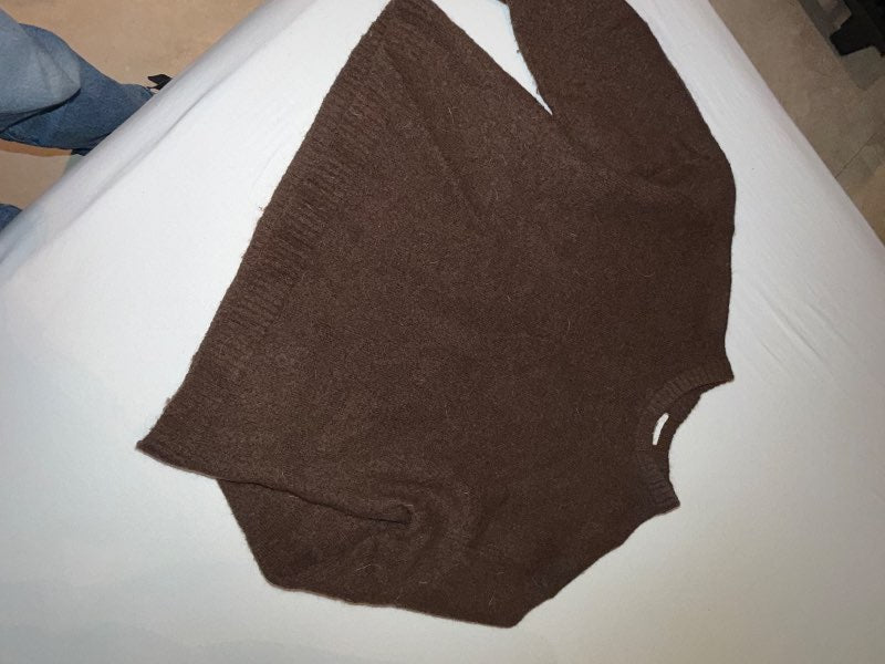 Brún peysa gina tricot