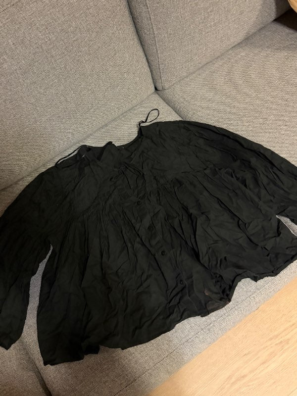 Gina tricot peysa