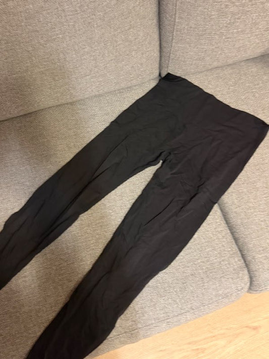 Skims leggings