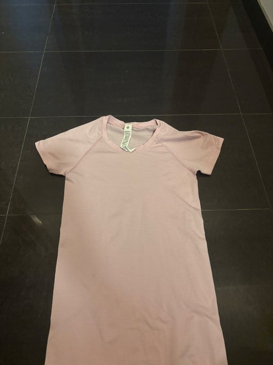 Lululemon bleikur bolur