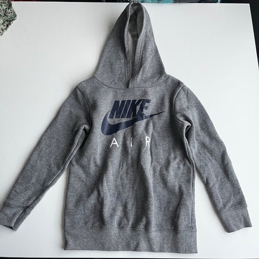 Nike hettupeysa
