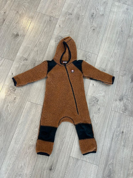 Náttfari flísgalli brúnn