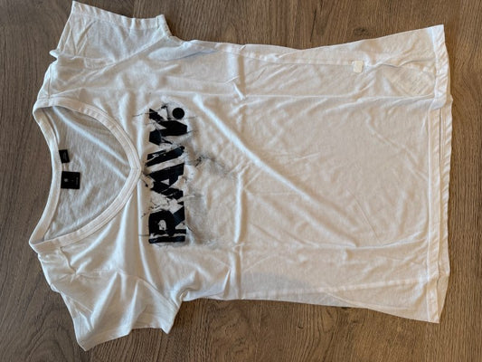 Hvítur RAW V-hálsmáls bolur
