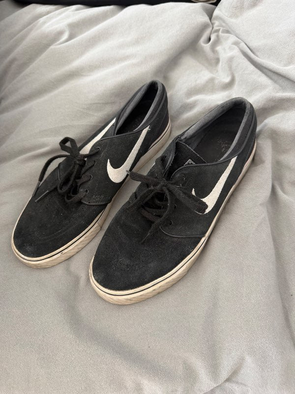 Nike skór svartir