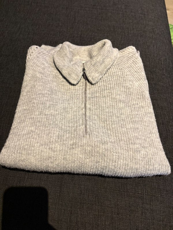 Primark peysa