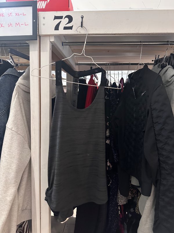 Nike tank grár