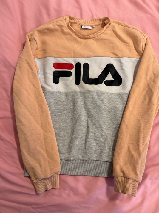 Fila peysa