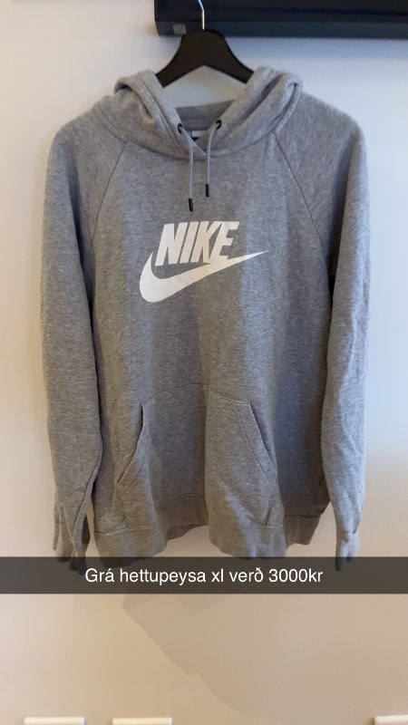 Grá hettupeysa Nike