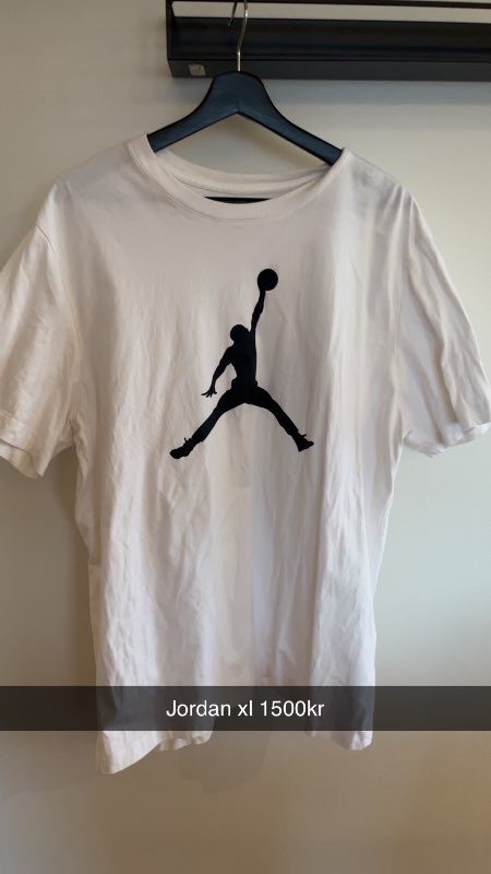 Jordan bolur hvítur