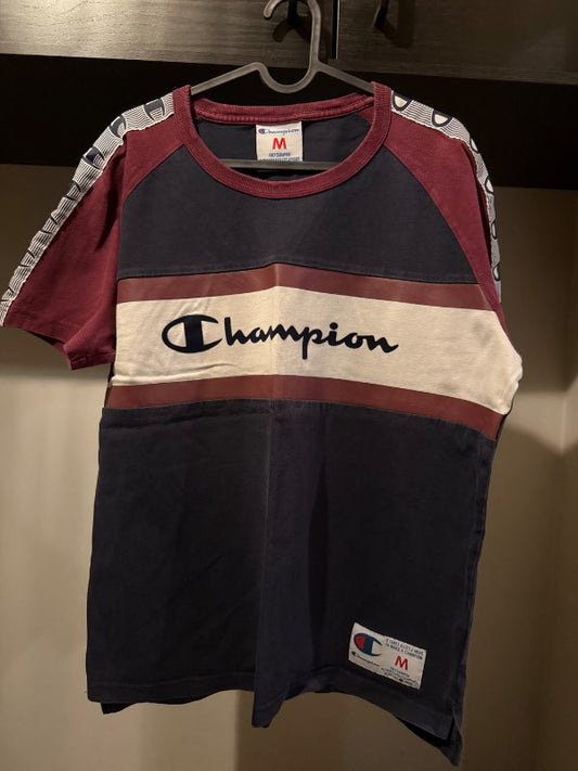 Champion stuttermabolur