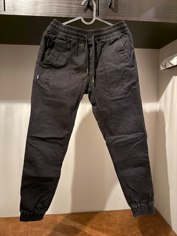 Svartar buxur m.stroffi