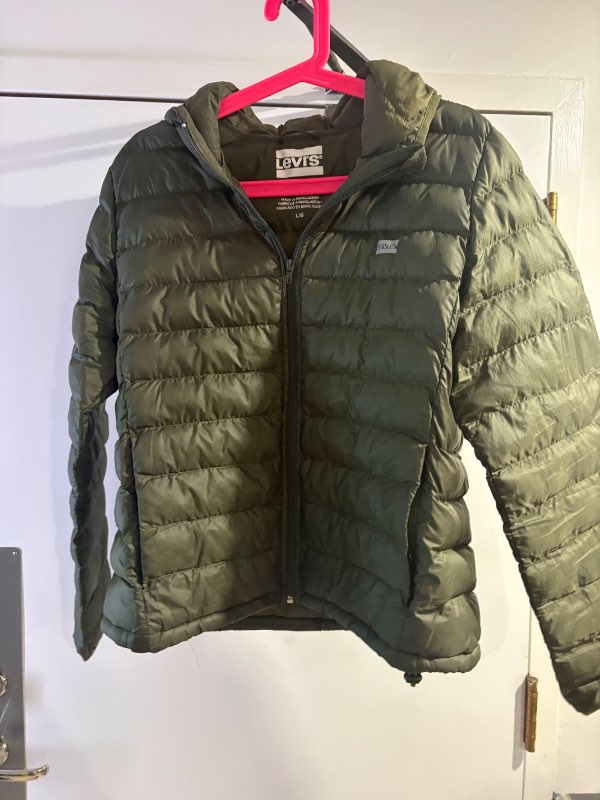 Levis úlpa