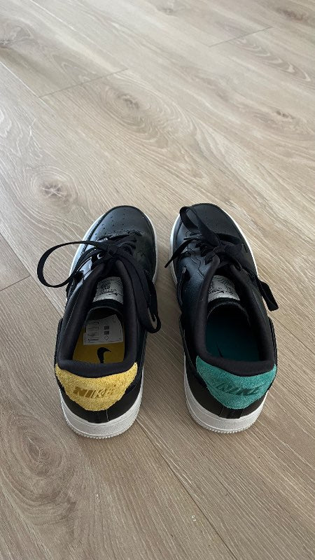 Nike Air skór svartir