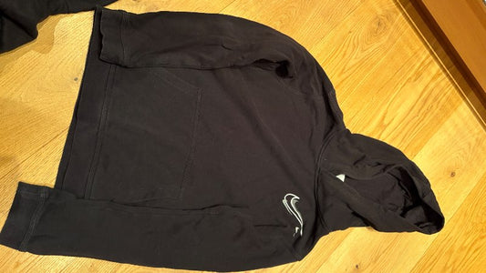 Nike svört hettupeysa