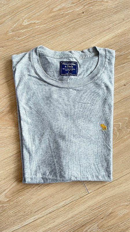 Abercrombie grár bolur