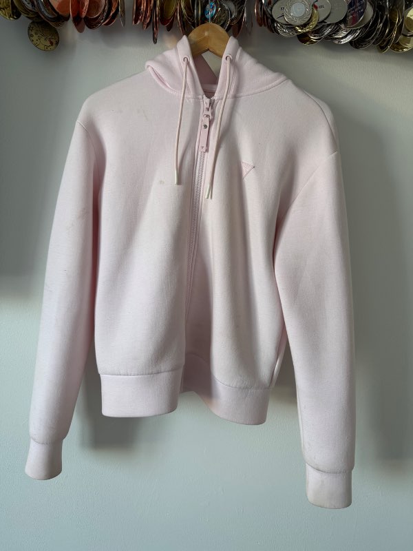 Peysa - Guess