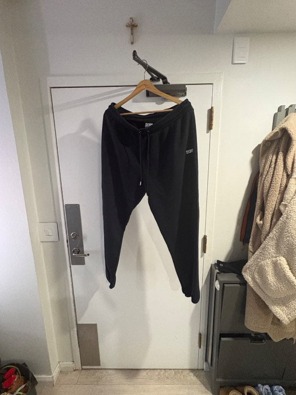 Svart jogging buxur